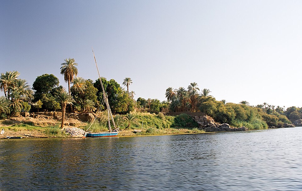 جولة فلوكة وقت الغروب - أسوان