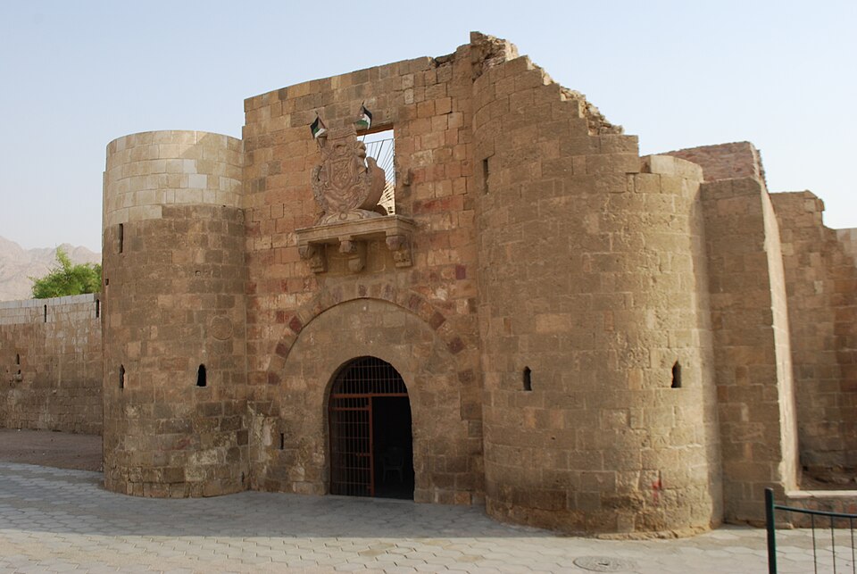 استئجار جيب - العقبة